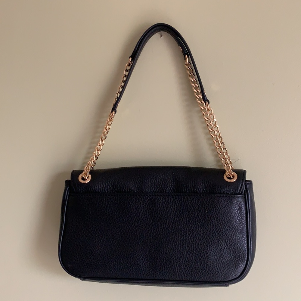 Black and gold Michael Kors bag NWOT Host Pick 10/16🎉🎉 - Picture 3 of 7